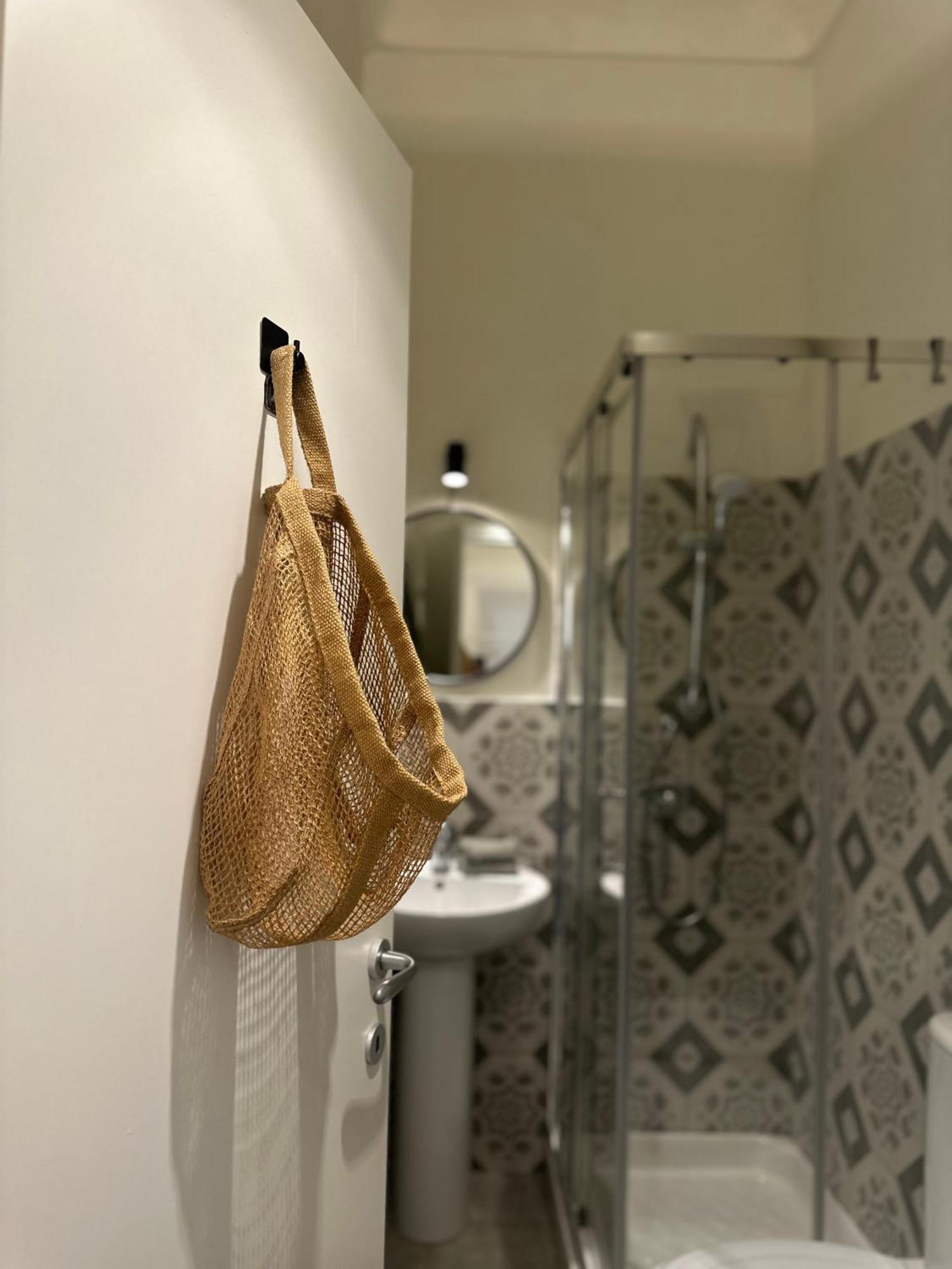 F Home Noto Eksteriør bilde