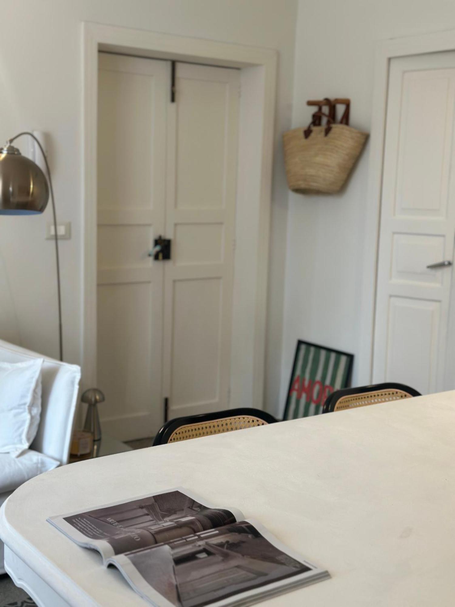 F Home Noto Eksteriør bilde